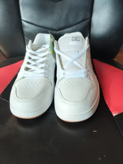 Zapatillas DC 0 usos a mitad de precio - miniatura 3