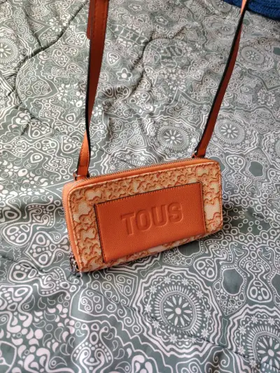 Cartera Tous coral con diseño elegante - miniatura 2