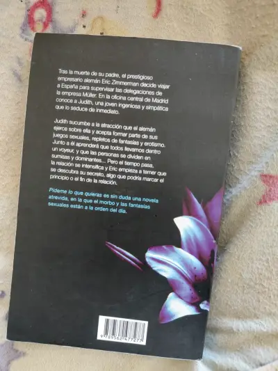 Libro 'Pídeme lo que quieras' de Megan Maxwell - miniatura 2