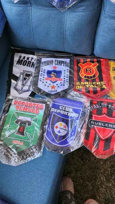 Colección de banderines de equipos de fútbol chilenos - miniatura 2