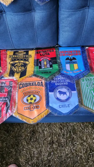 Colección de banderines de equipos de fútbol chilenos - miniatura 3