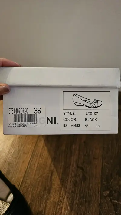 Zapatos de cuero negro Detogni elegantes - miniatura 2