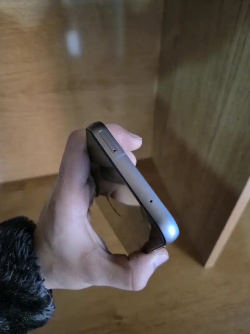 Samsung Galaxy S23 FE casi nada de uso - 6