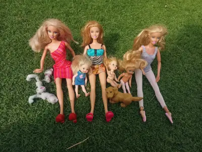 Muñecas Barbie y accesorios - miniatura 1