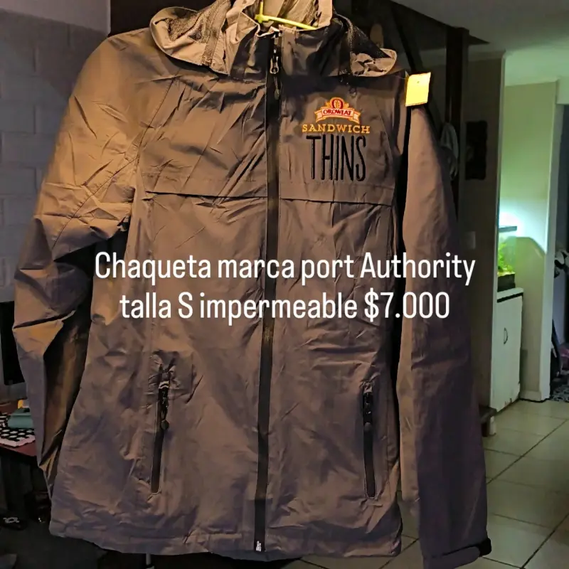 Chaqueta impermeable Port Authority talla S
