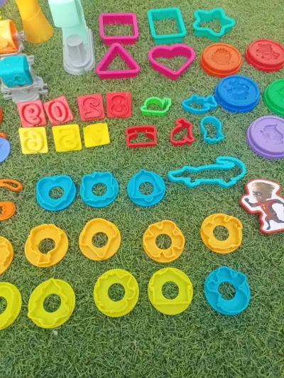 Set de  moldes para masitas - miniatura 5
