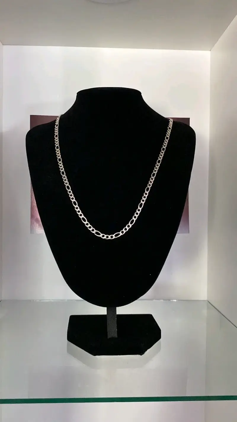 Cadena de plata elegante