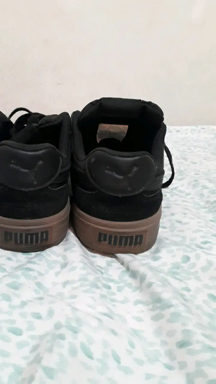 Zapatillas Puma negras casuales - 4