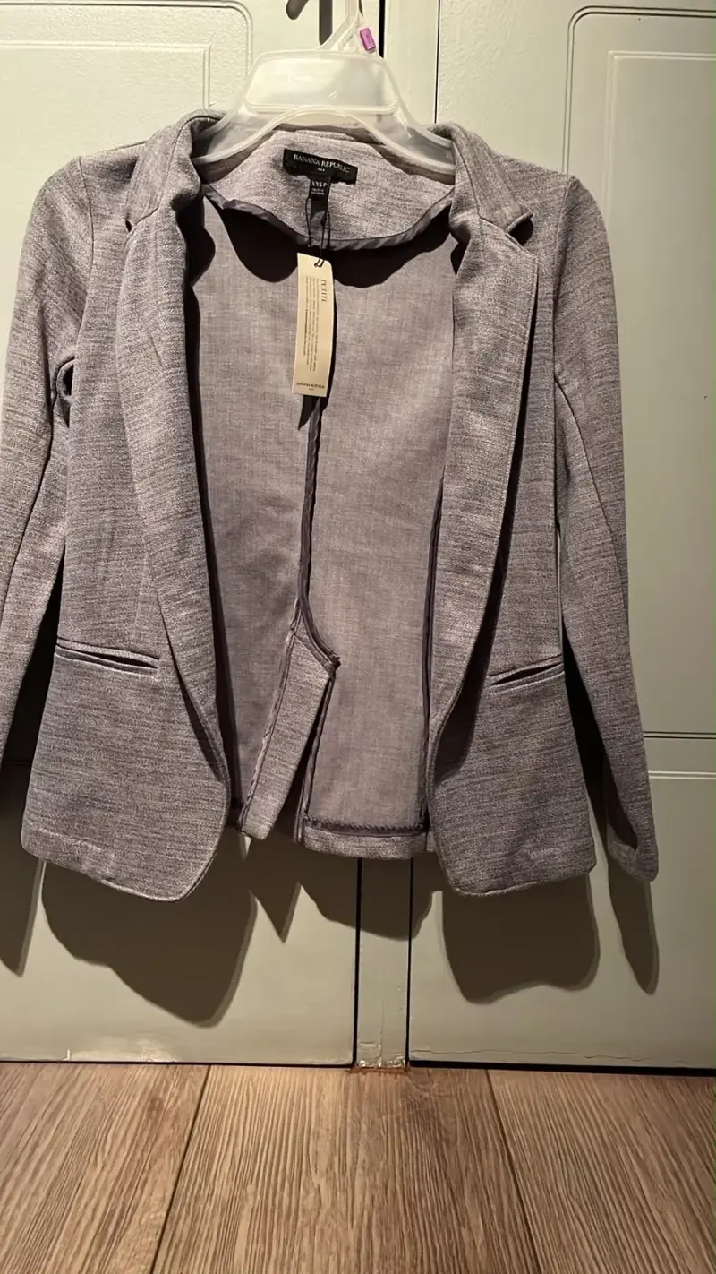 Blazer gris Banana Republic para mujer