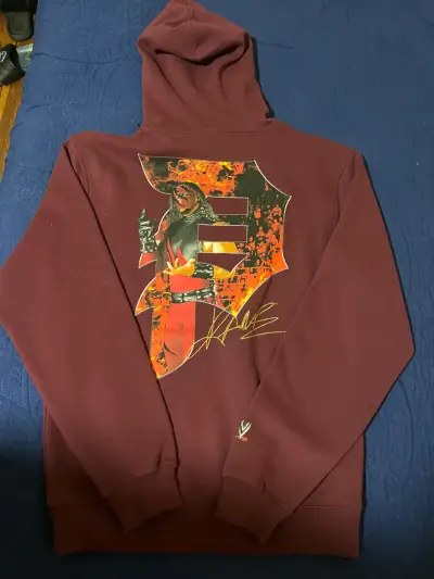 Poleron Primitive x WWE KANE BURGUNDY - Exclusivo - miniatura 1