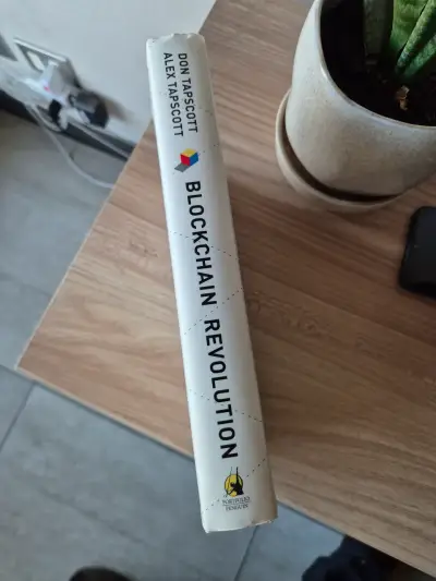 Libro Blockchain Revolution de Don Tapscott - miniatura 2