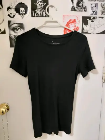 Poleras negras  básicas de algodón - miniatura 1