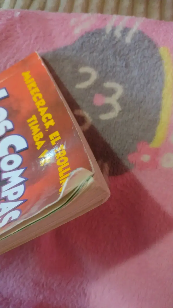 Libro Los Compas y la Maldición de Mikecrack - 2