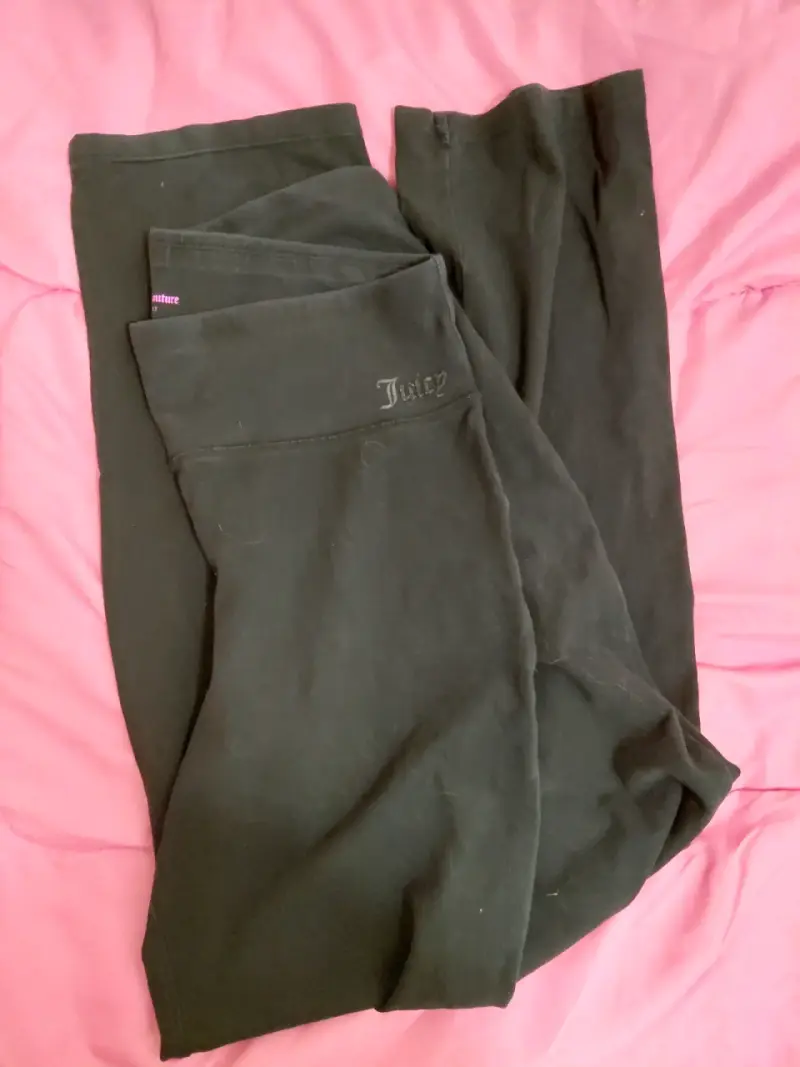 Pantalones deportivos y calzas - 2