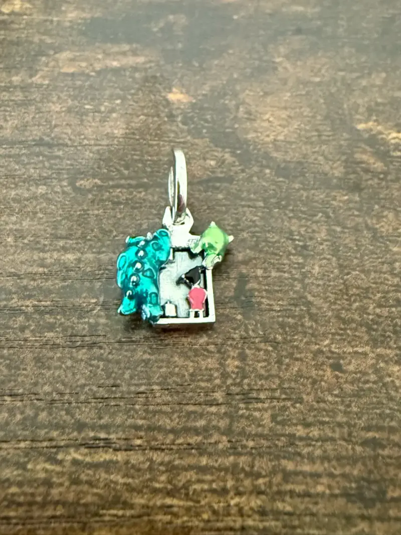 Charm de Monstruos - 2