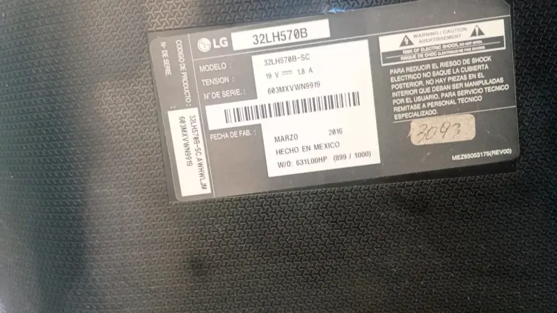 Monitor LG de 32 pulgadas en buen estado - 2