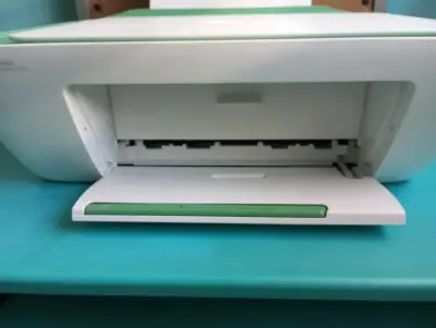 Impresora HP DeskJet Ink Advantage 2375 - miniatura 4