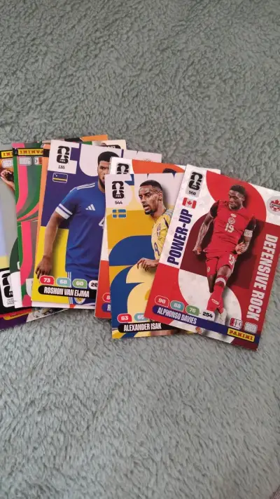 Colección de láminas FIFA ADRENALYN XL 2026 - miniatura 2