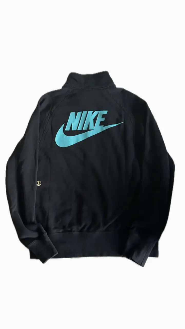Polerón Nike negro, Have a Nike day - 2
