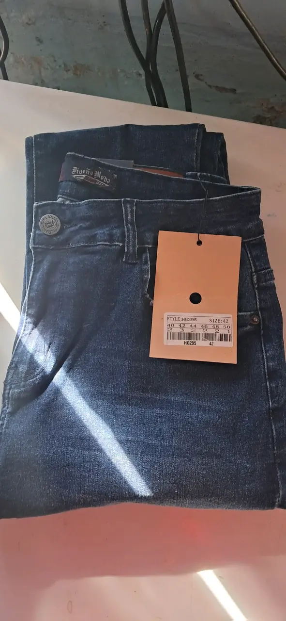 Jeans azul oscuro Diseño Moda talla 42 - 1