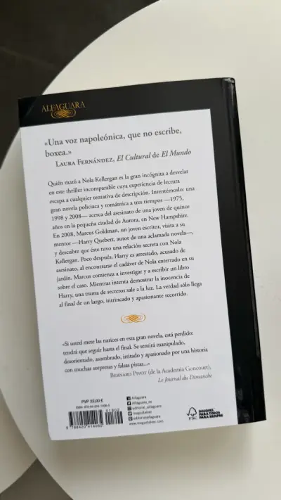 Libro 'La verdad sobre el caso Harry Quebert' de Joël Dicker - miniatura 2