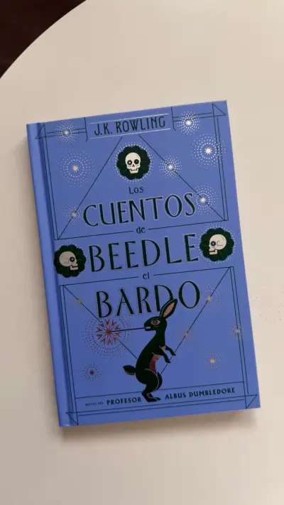 Libro 'Los Cuentos de Beedle el Bardo' J.K. Rowling - miniatura 1