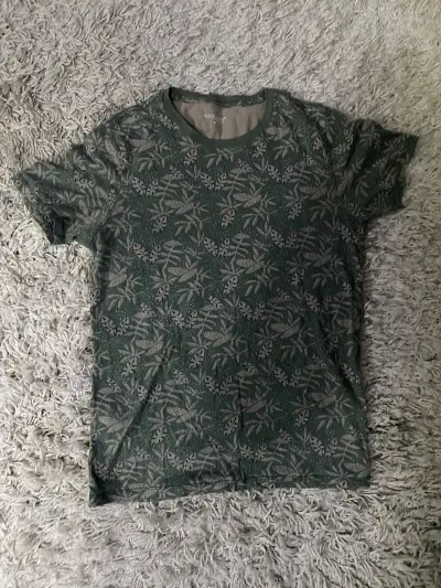 Polera estampada verde marca Marquis - miniatura 1