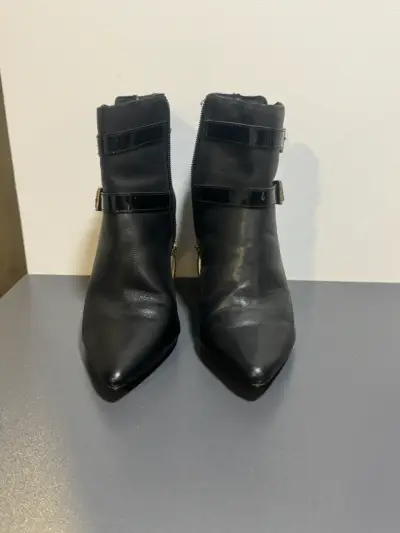 Botines de cuero gacel negro con hebillas - miniatura 1