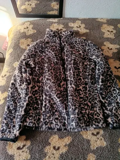 Chaqueta polar estampado leopardo Spalding - miniatura 1
