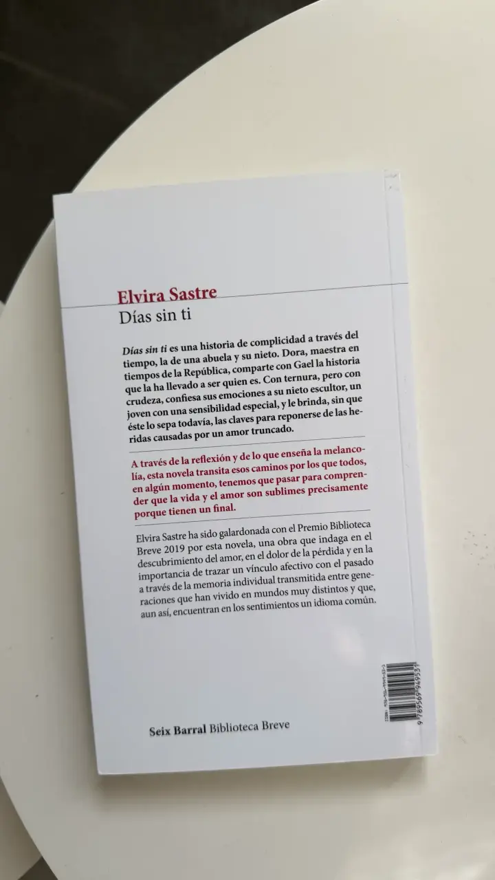 Libro 'Días sin ti' de Elvira Sastre - 2