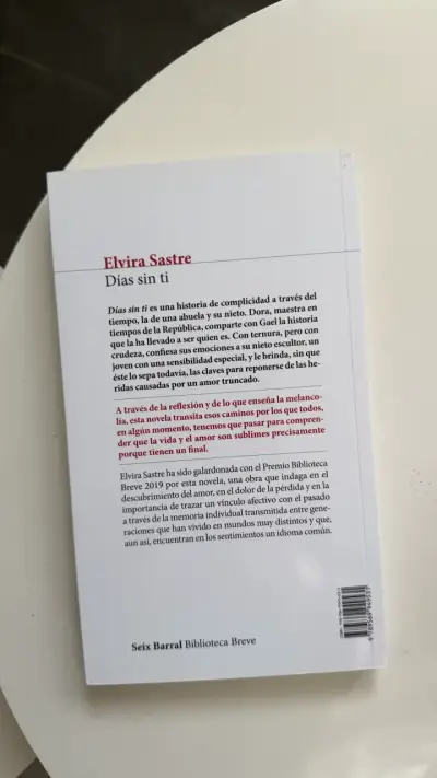 Libro 'Días sin ti' de Elvira Sastre - miniatura 2