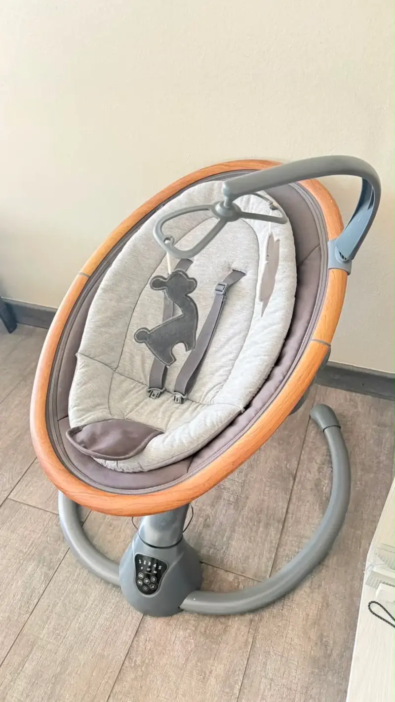 Silla mecedora eléctrica Maxi Cosí - 1
