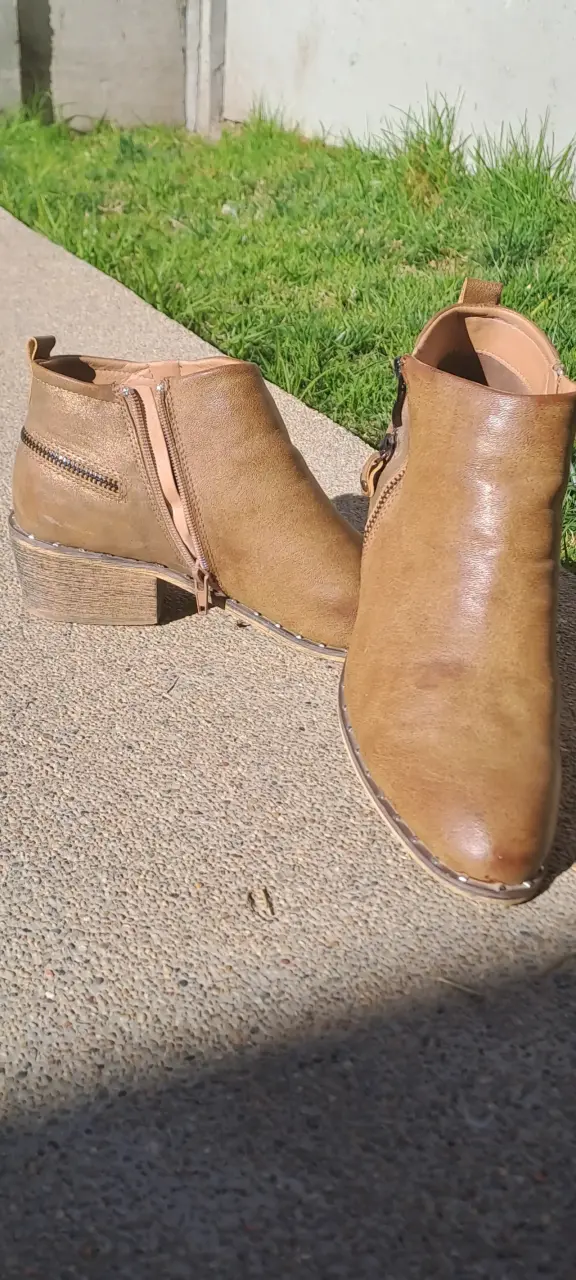 Botines de cuero marrón en buen estado - 3