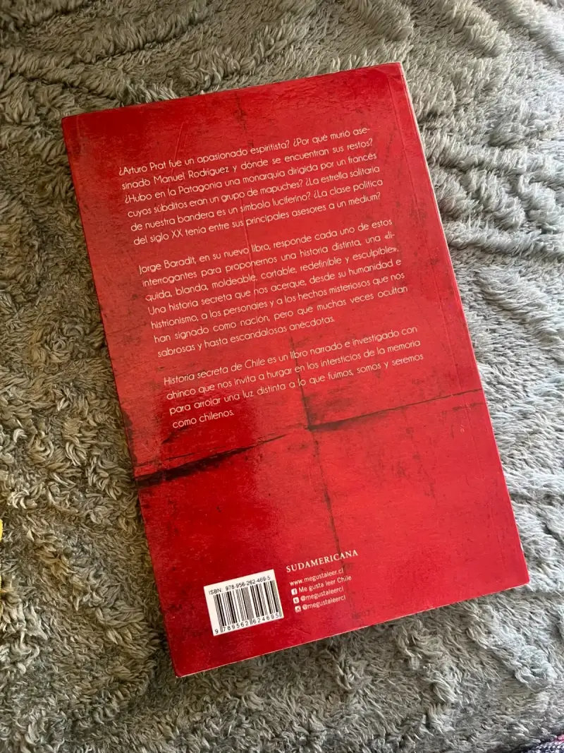 Libro 'Historia Secreta de Chile' de Jorge Baradit - 2