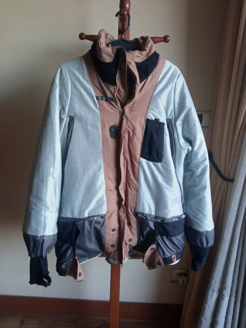 Chaqueta impermeable bicolor - 3
