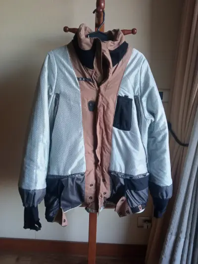 Chaqueta impermeable bicolor - miniatura 3