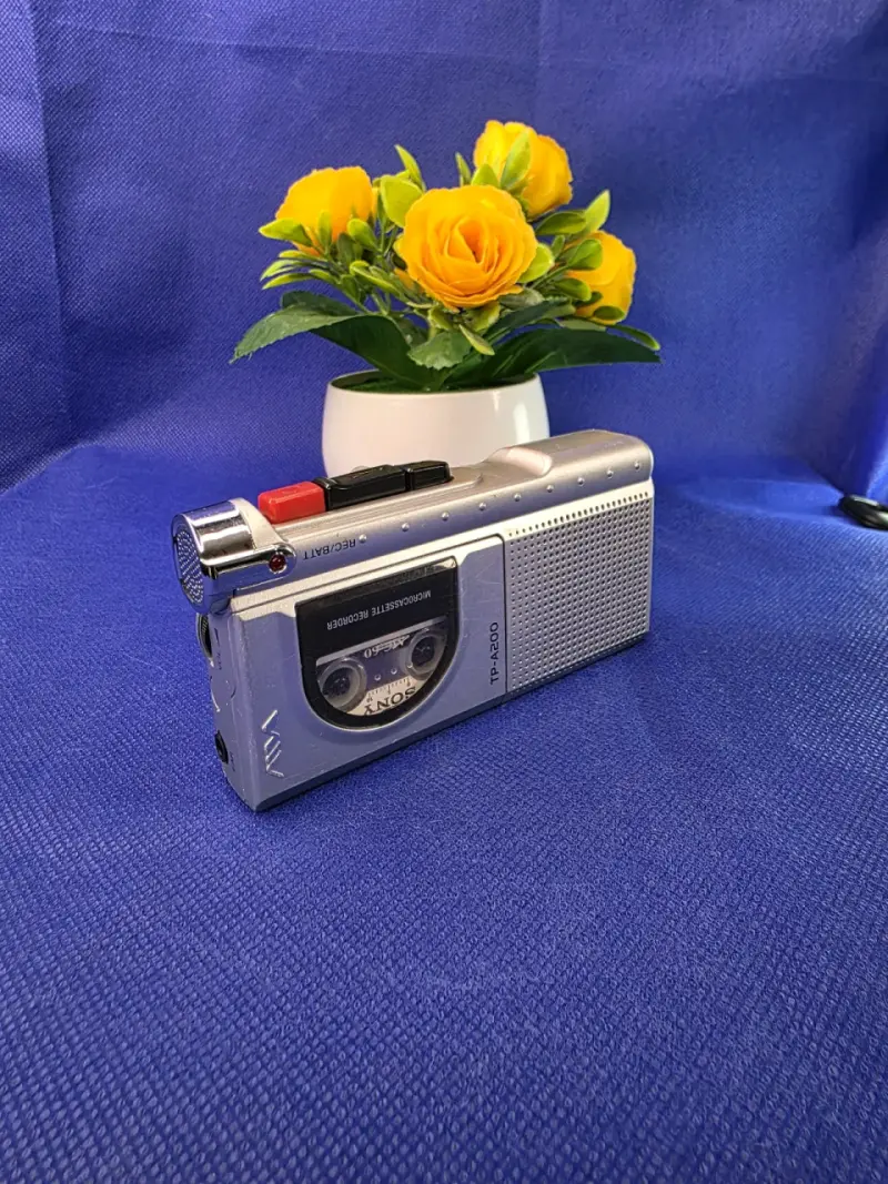 Grabadora Vintage Microcassette Aiwa - 1