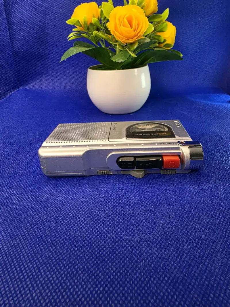Grabadora Vintage Microcassette Aiwa - 2