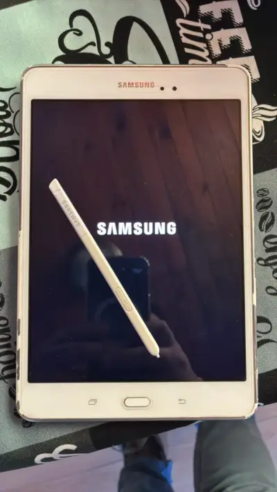 Tablet Samsung Galaxy Tab A blanca - miniatura 4