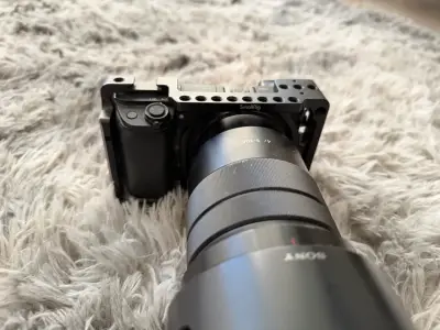 Sony A6300 + 18-105 G OSS - miniatura 4