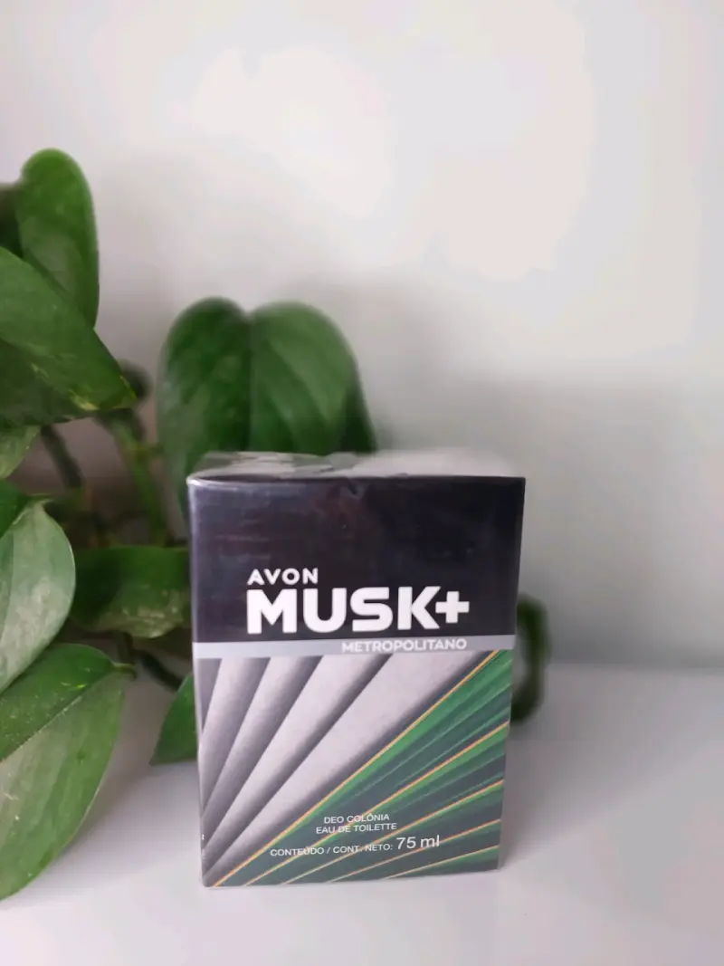 Colonia Avon Musk+ Metropolitano 75 ml