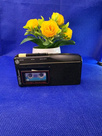 Grabadora Microcassette GE vintage portátil - miniatura 1