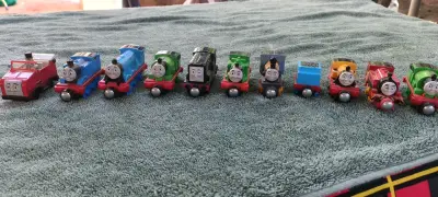 Set de trenes de juguete Thomas y amigos - miniatura 1