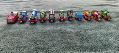 Set de trenes de juguete Thomas y amigos - miniatura 2