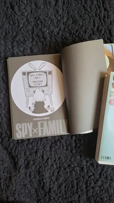 Mangas Spy x Family Vol. 1 y 2 - miniatura 3