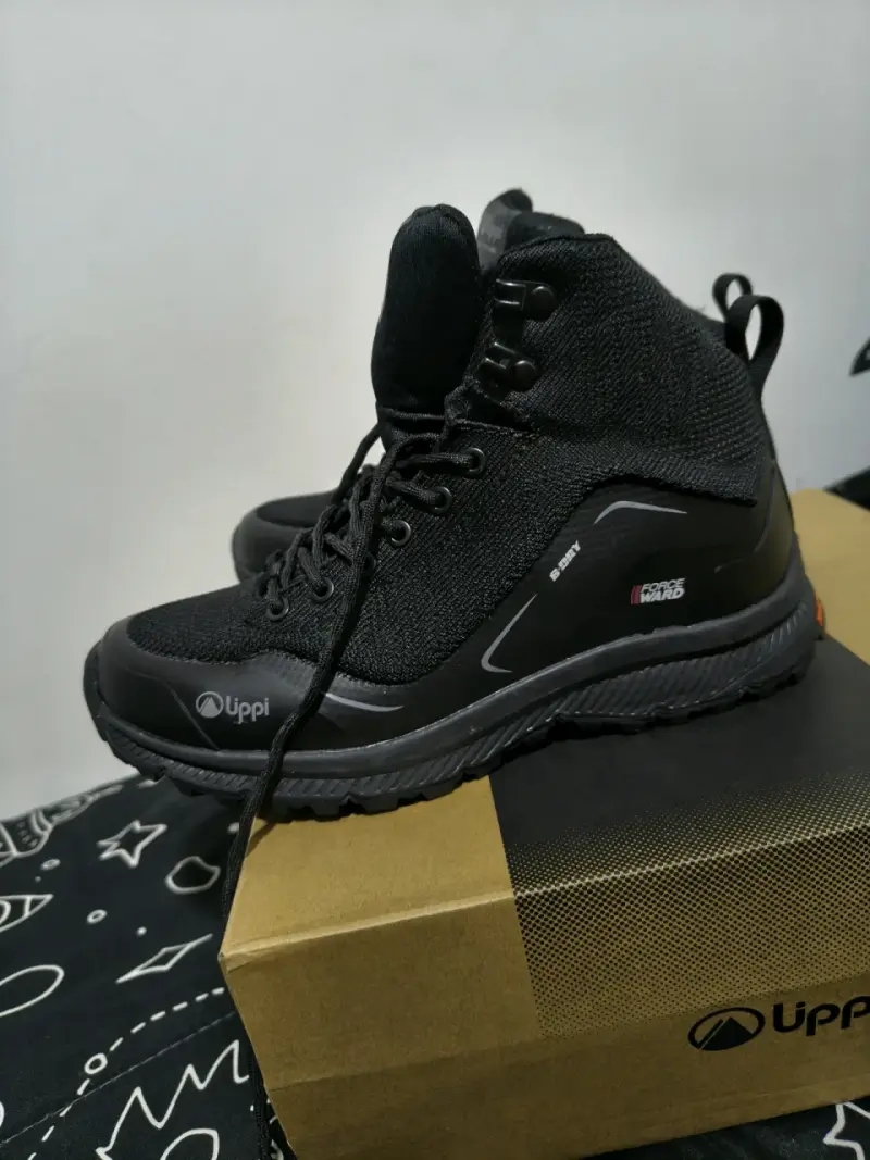Botín Mujer Lippi Light Rock Mid Negro - 2