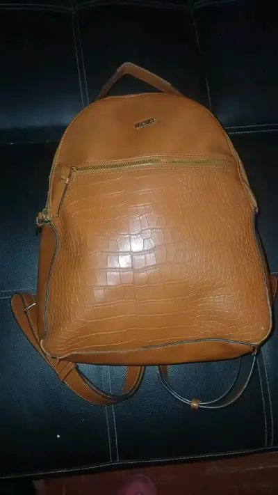Mochila de cuero marrón Secret - miniatura 1