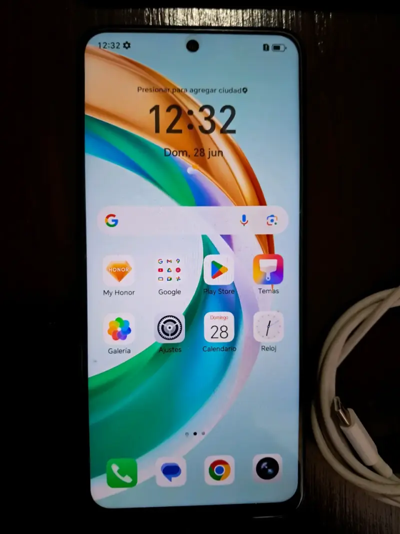 Smartphone Honor con pantalla completa - 1