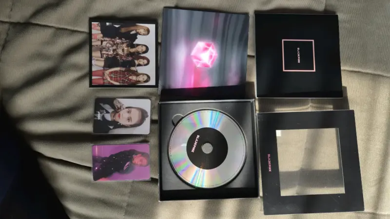 Albums twice y Blackpink con detalles - 2
