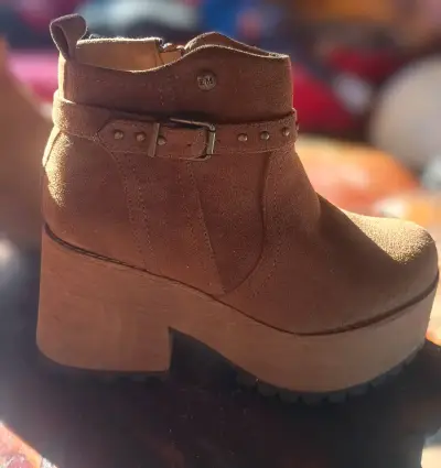 Botines de gamuza marrón con plataforma - miniatura 1